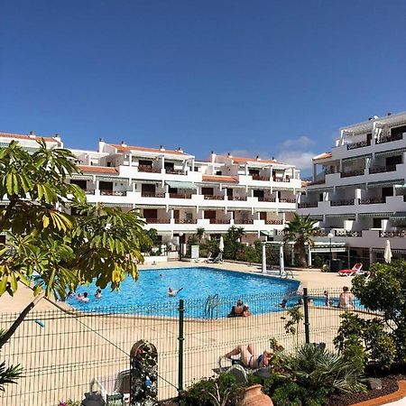 Apartamento De 1 Dormitorio En Victoria Court 2 Los Cristianos. Los Cristianos  Luaran gambar