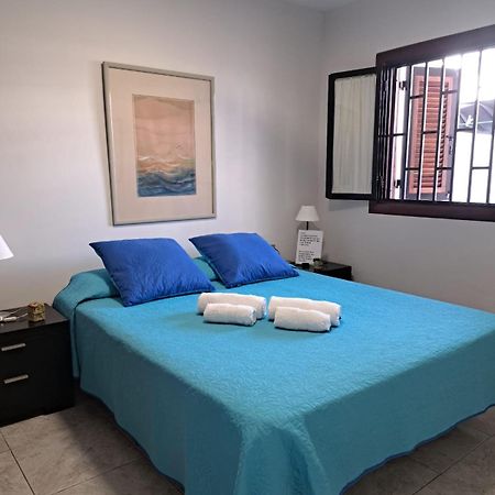Apartamento De 1 Dormitorio En Victoria Court 2 Los Cristianos. Los Cristianos  Luaran gambar