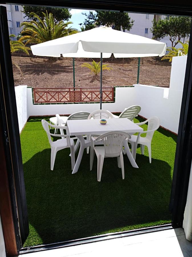Apartamento De 1 Dormitorio En Victoria Court 2 Los Cristianos. Los Cristianos  Luaran gambar