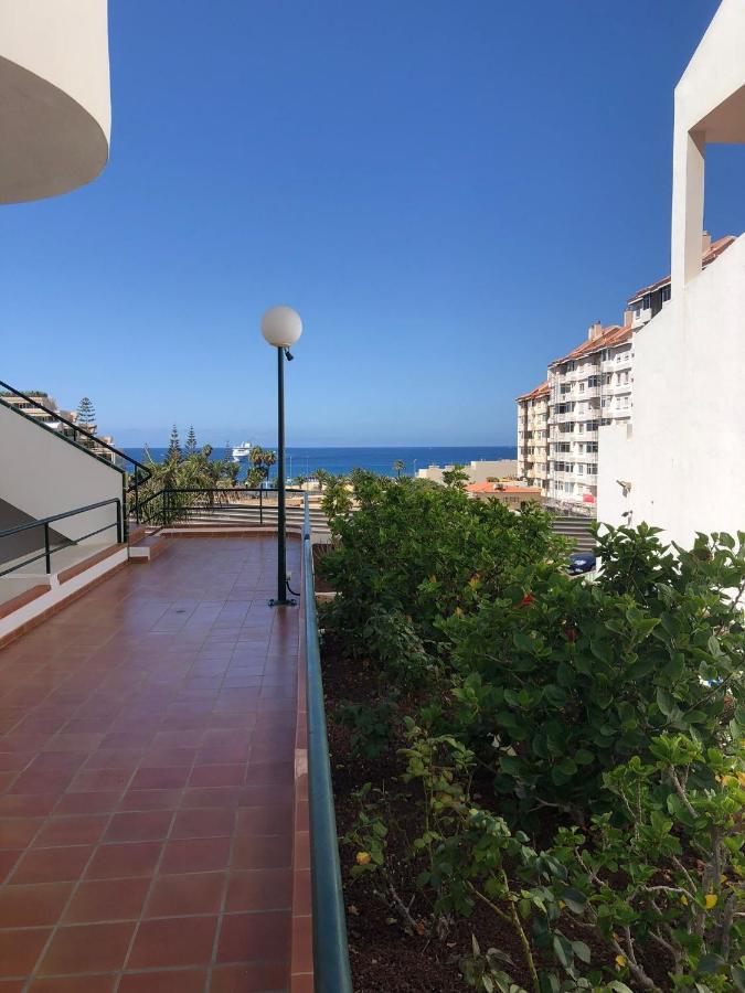 Apartamento De 1 Dormitorio En Victoria Court 2 Los Cristianos. Los Cristianos  Luaran gambar