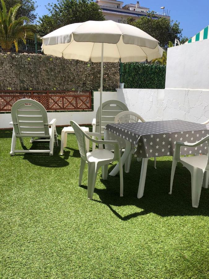 Apartamento De 1 Dormitorio En Victoria Court 2 Los Cristianos. Los Cristianos  Luaran gambar