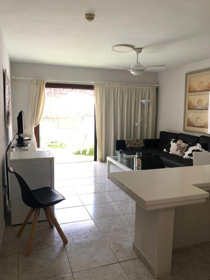 Apartamento De 1 Dormitorio En Victoria Court 2 Los Cristianos. Los Cristianos  Luaran gambar