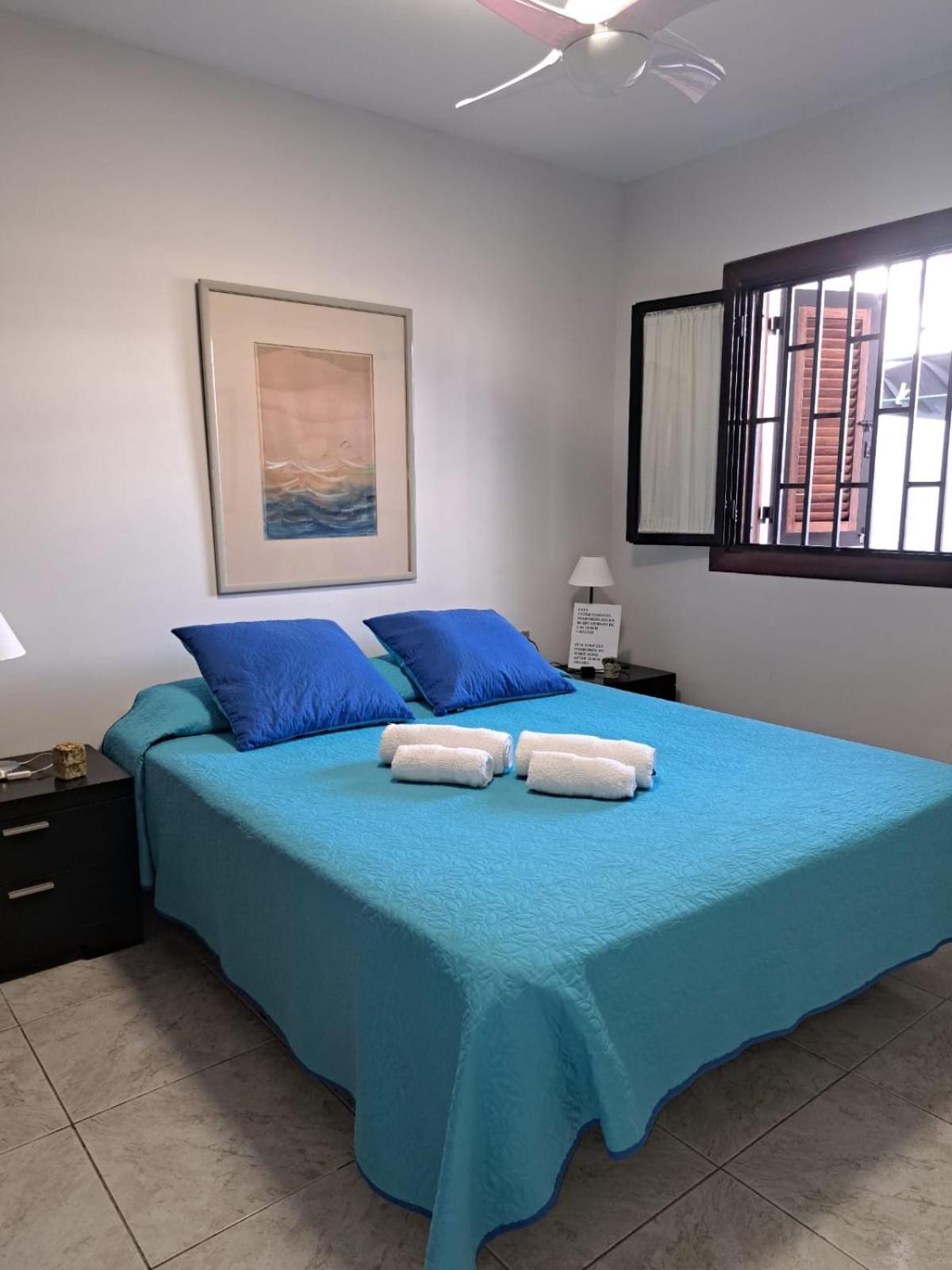 Apartamento De 1 Dormitorio En Victoria Court 2 Los Cristianos. Los Cristianos  Luaran gambar